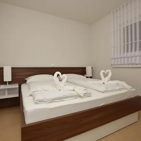 Dobro Apartamento Makarska
